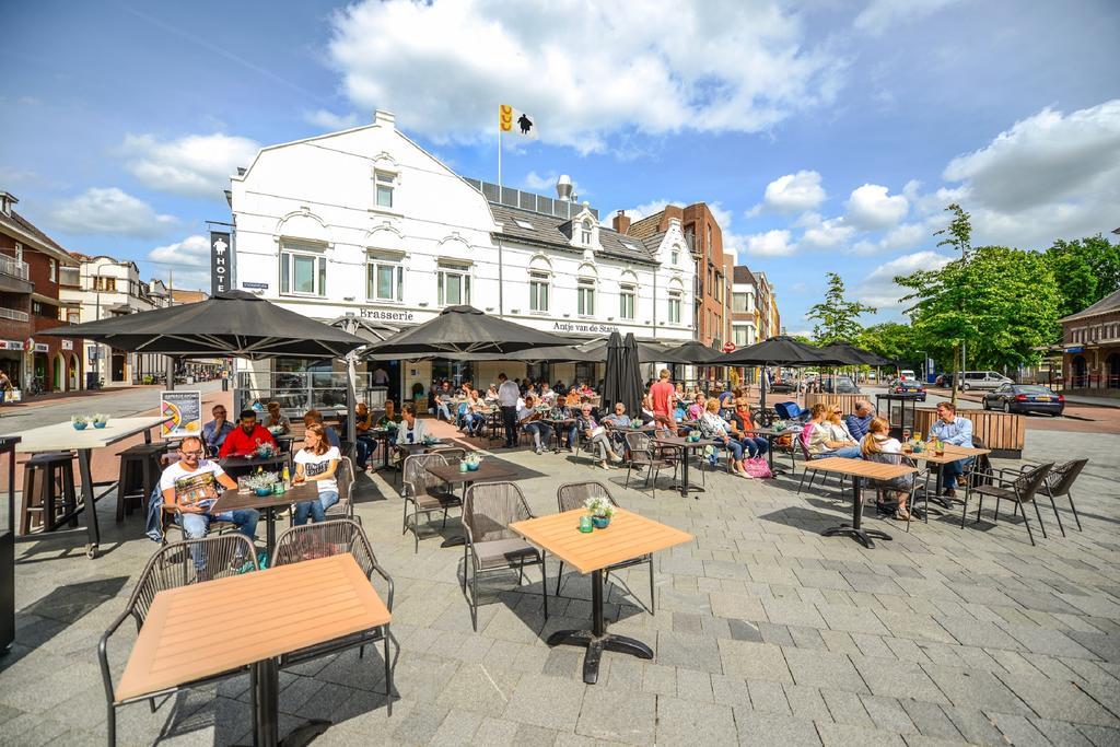 Brasserie-Hotel Antje Van De Statie Weert Bagian luar foto