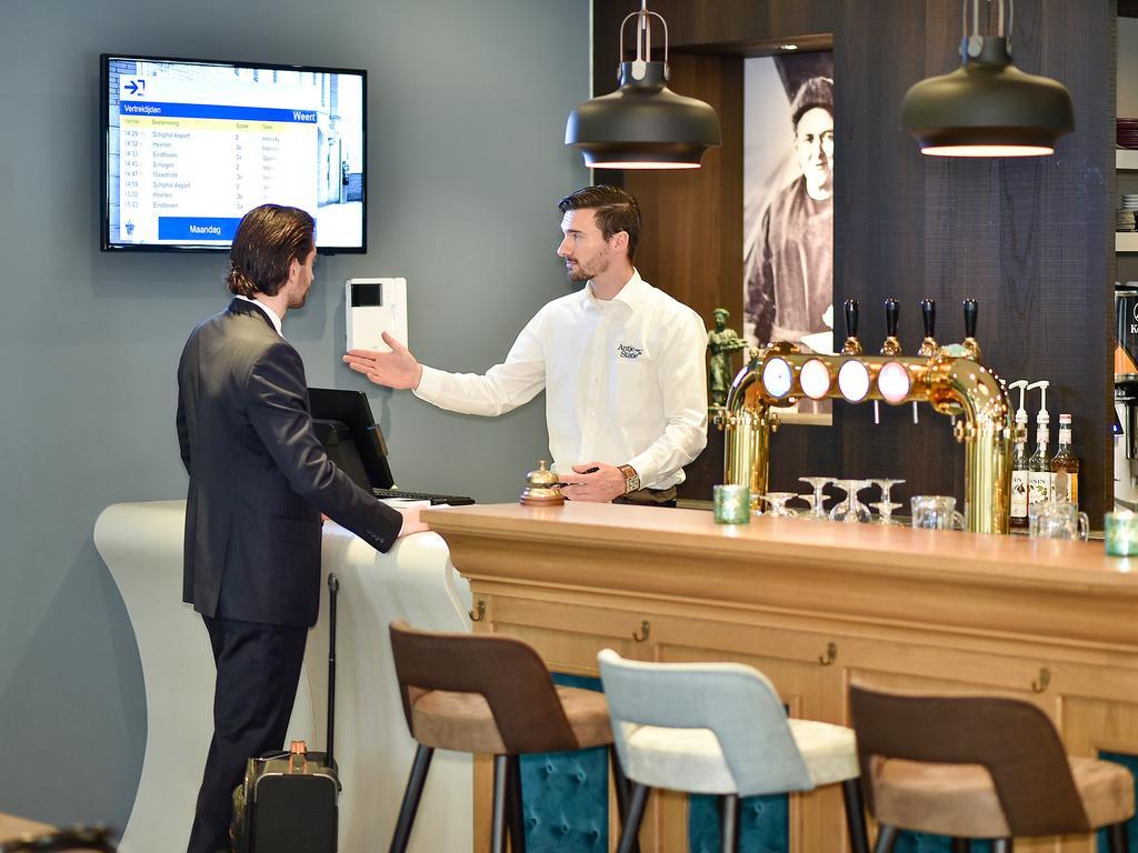 Brasserie-Hotel Antje Van De Statie Weert Bagian luar foto